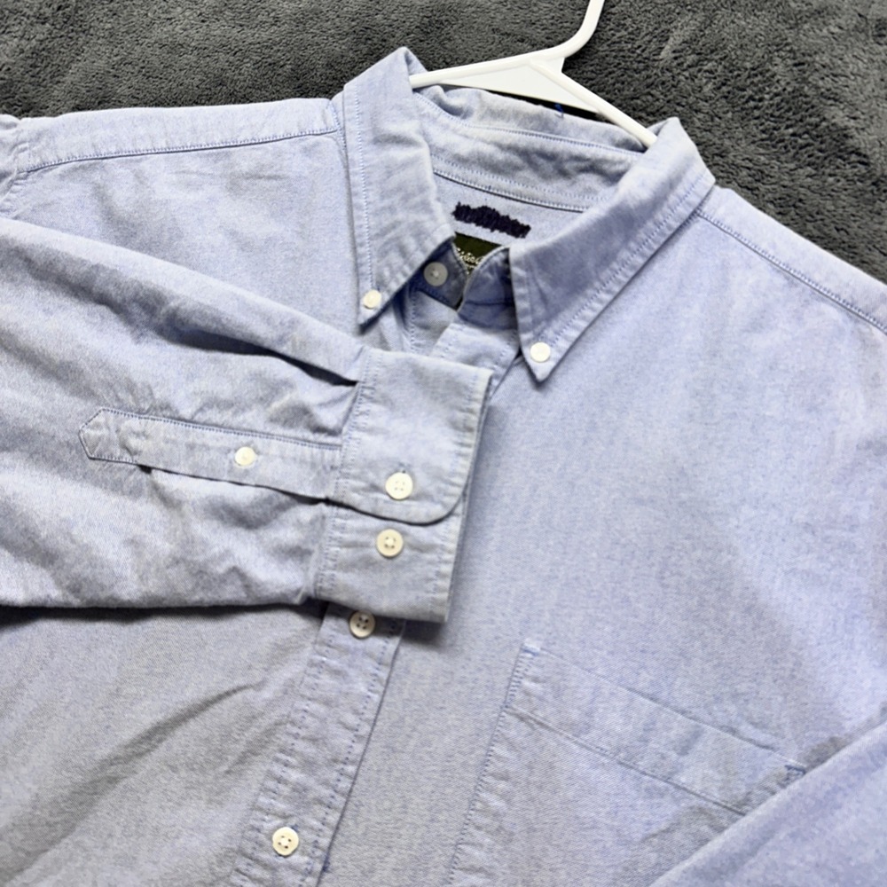 Eddie Bauer Oxford Shirt Mens XL Blue Long Sleeve Chambray Button Down Cotton
